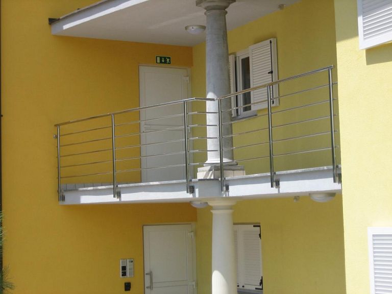 Balkonska ograja za apartmaje